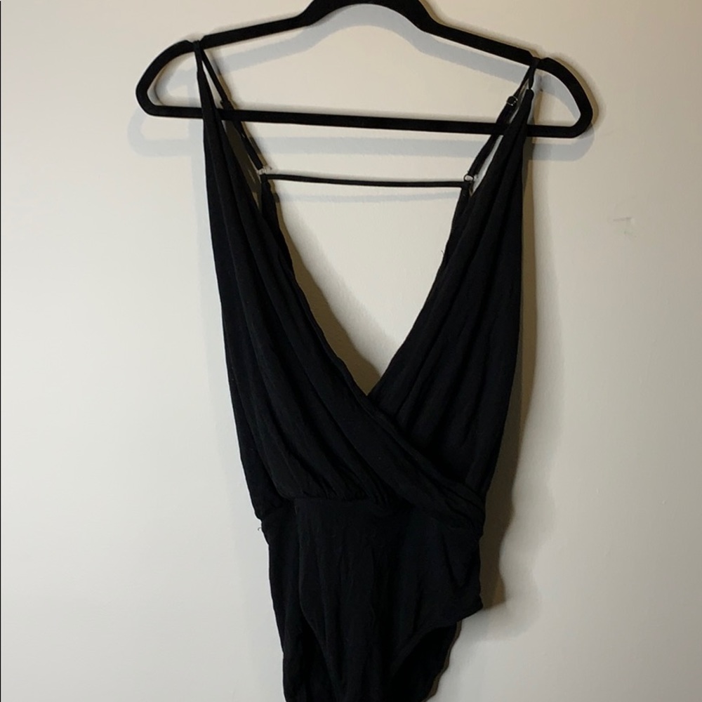 EXPRESS CRISS CROSS VNECK BODY SUIT